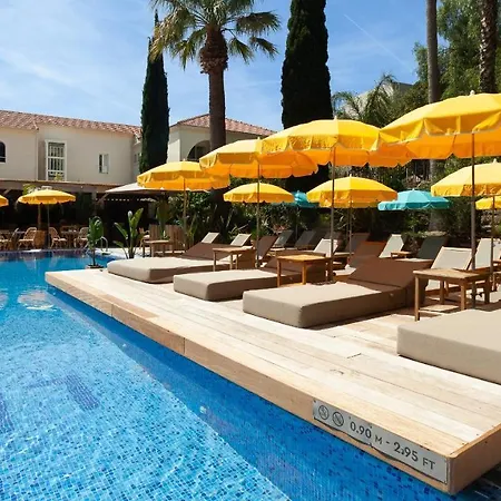 Hotell La Piscine 4*