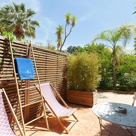 La Piscine Hotell