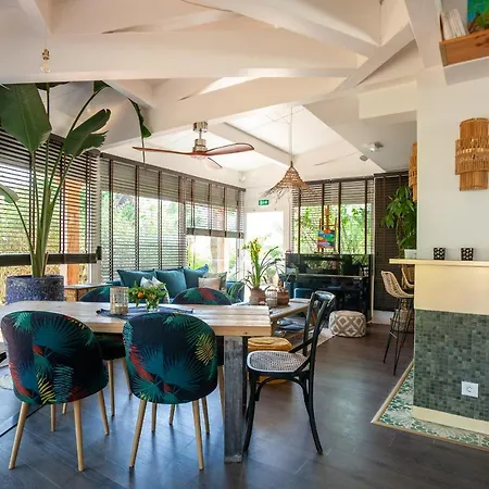 Hotel La Piscine Le Lavandou
