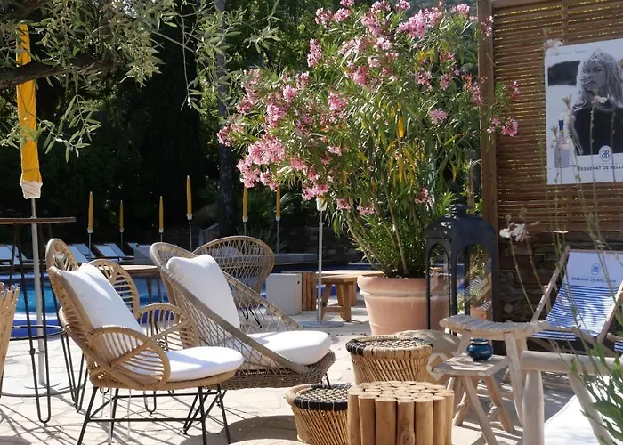 La Piscine 4*